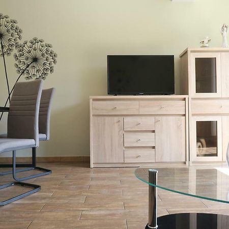 Luxapartament 1 - Z Widokiem I Garazem W Nowym Zeta Park 乌斯特龙 外观 照片